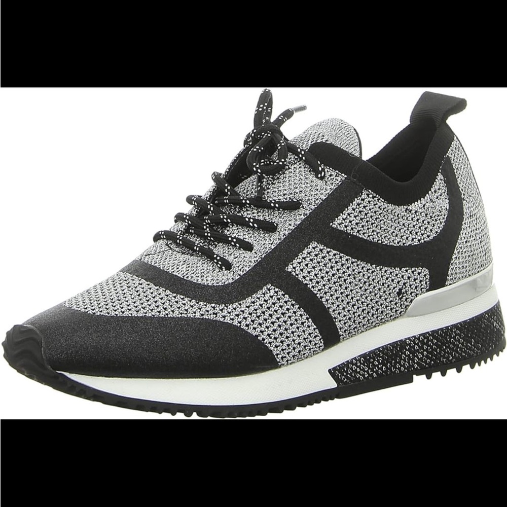 NWOT La Strada silver glitter sneakers runners